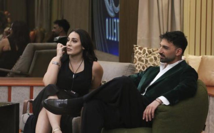 GFVIP, Francesca Manzini si dichiara a Raimondo Todaro
