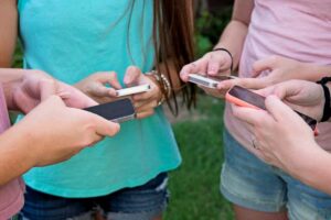 Incel e manosfera, il lato oscuro del web che preoccupa le famiglie: cosa sta succedendo davvero