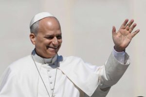 Via Crucis 2026, gesto storico di Papa Leone: cosa cambia davvero e perché colpisce tutti