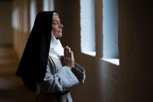 Furto in un convento, ma la suora sbaglia tutto: è un vero disastro